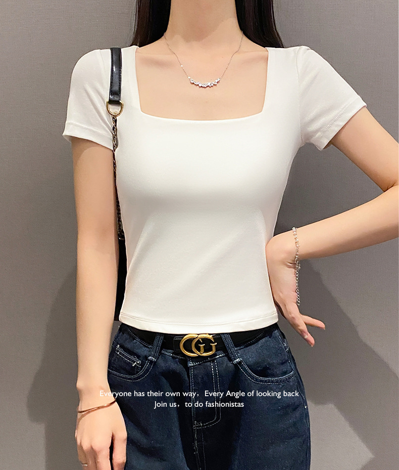 흰색 사각 칼라(일반 여성의 필수품)