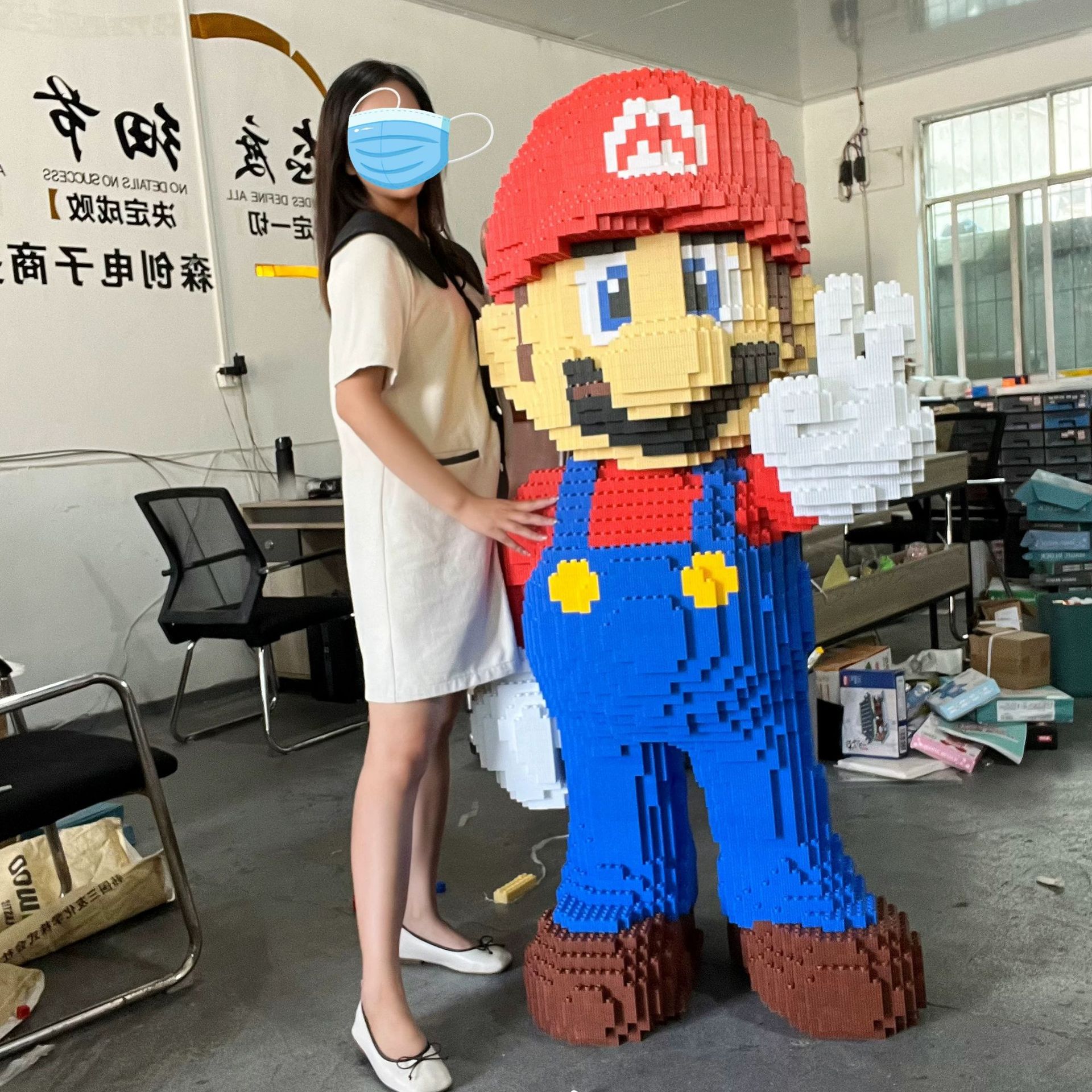 Bloques de construcción de partículas grandes Mario bloques de construcción decoración de apertura rompecabezas de alta dificultad juguetes de montaje 1,8 m Iron Man