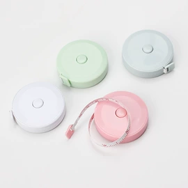 针线缝纫;服装机械设备;木质工艺品