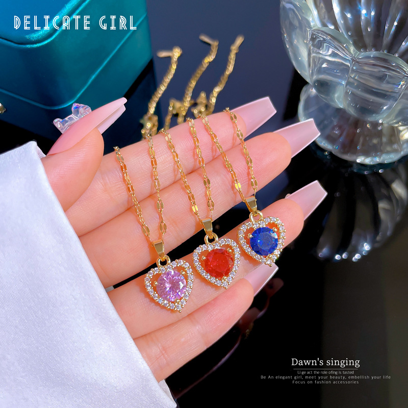 Fashion Heart Shape Titanium Steel Plating Hollow Out Inlay Zircon Pendant Necklace 1 Piece