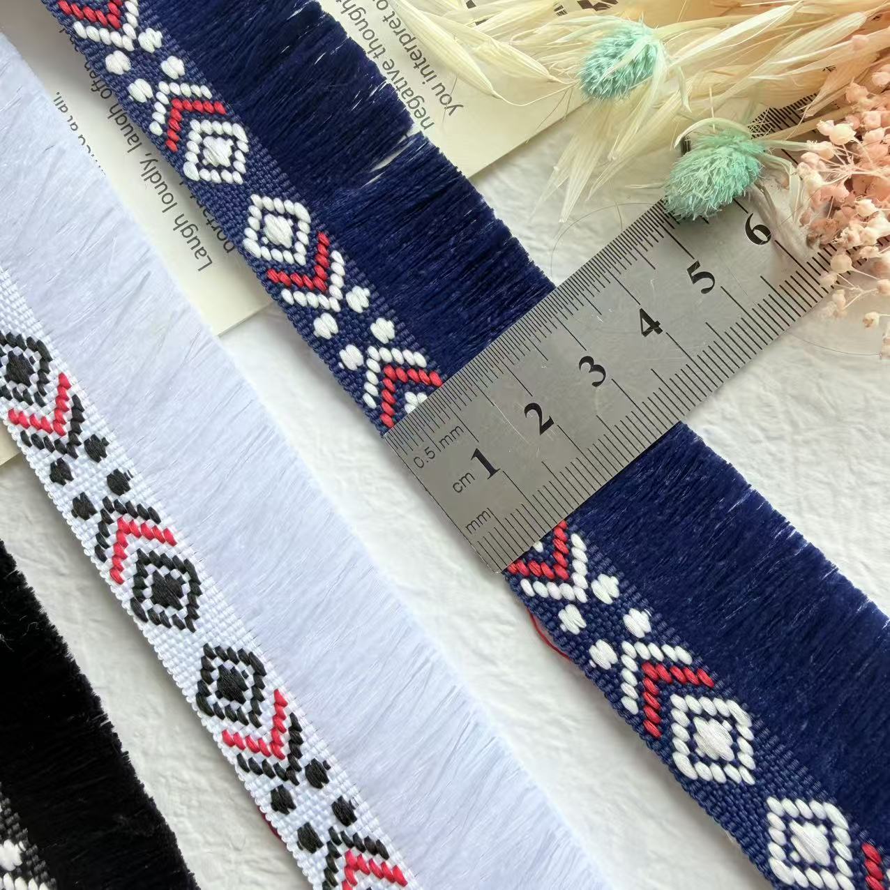 Ribbon nacional de color 3cm de ancho raspa de encaje decoración de cortinas hechas a mano DIY accesorios en stock image 3