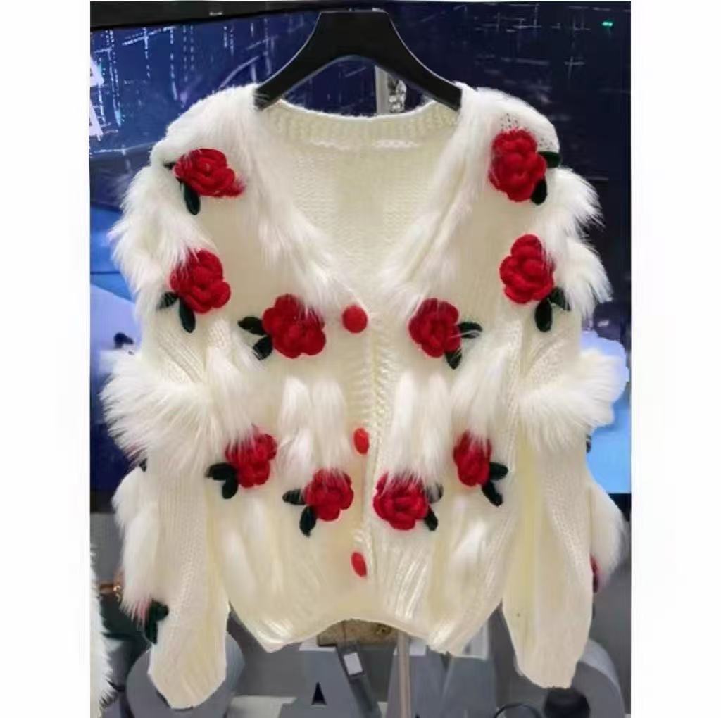毛毛玫瑰花2025年春秋新款甜美立体钩花针织开衫拼接花朵毛衣外套