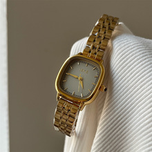 IEKE�й��L��ɫ䓎��ֱ�Ů��С���p�ݕr�и߼��о������ֱ�����N