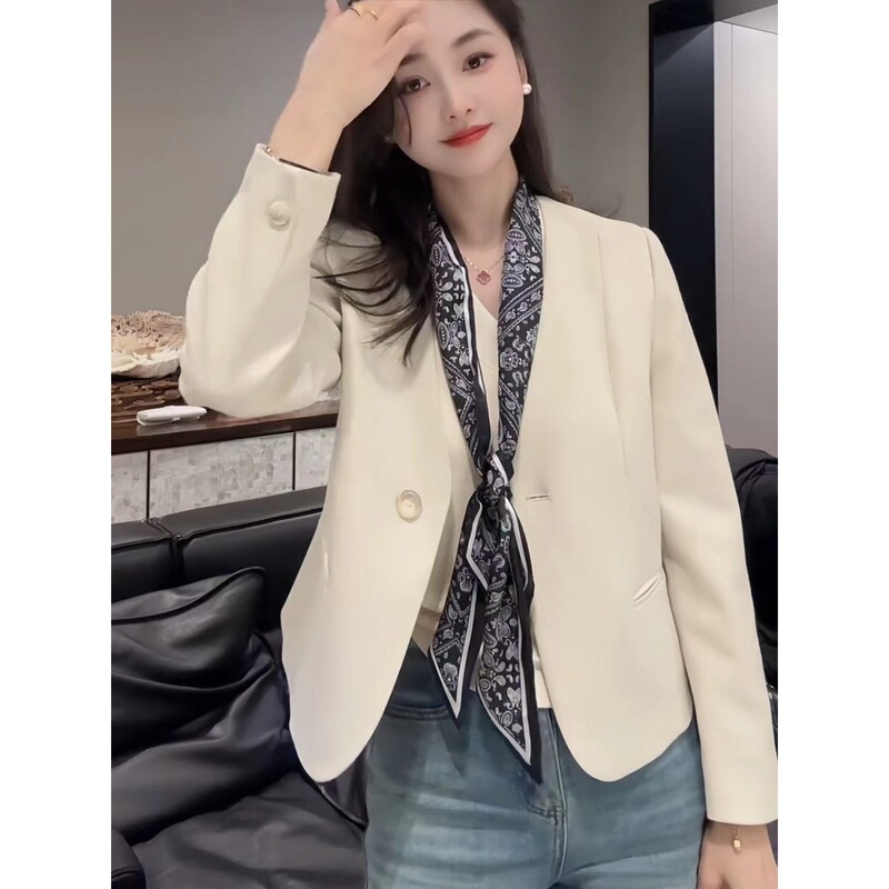 French Collarless Small Suit Coat Women's 2025 Spring New High-end Sense Fashion Casual Small Suit Top