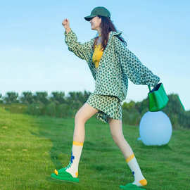 学院风时尚套装女2025春秋新款设计感绿色风衣短裤休闲运动两件套