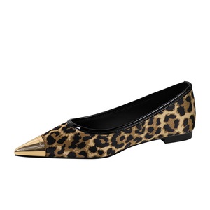 2161 French minimalist temperament single shoe women's metal pointed silk versatile flat bottomed shallow mouth leo