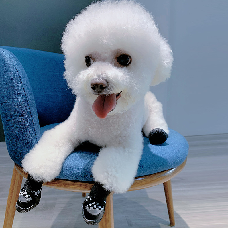 2024 nuevos zapatos para perros Teddy poodle zapatos para mascotas neutral transpirable Amazon transfronterizo nueva fábrica de fábrica