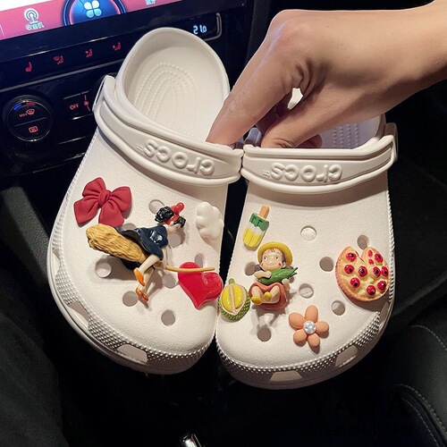 New Cute Witch Hole Shoes Accessory Pororo Children's Shoes Flower Shoe Buckle Smiling Flower DIY Accessories Decor for Boys and Girls