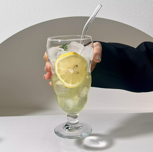 Personalidad irregular taza de jugo de pie alto taza de vidrio taza de cóctel taza de soda taza de batido taza de té frutas taza de bebida fría