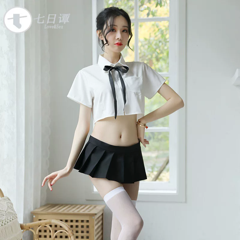 七日谭 Cute split underwear, sexy uniform for students