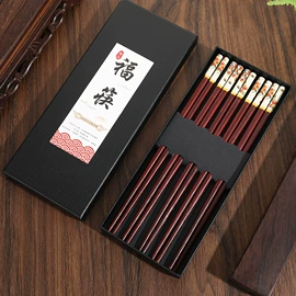 筷子;勺、调羹;砧板、菜板