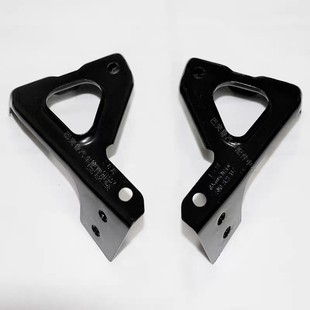 5N0821135 5N0821136 Tiguan Front Left and Right Fender Support Bracket Fender Fixed Iron Bracket