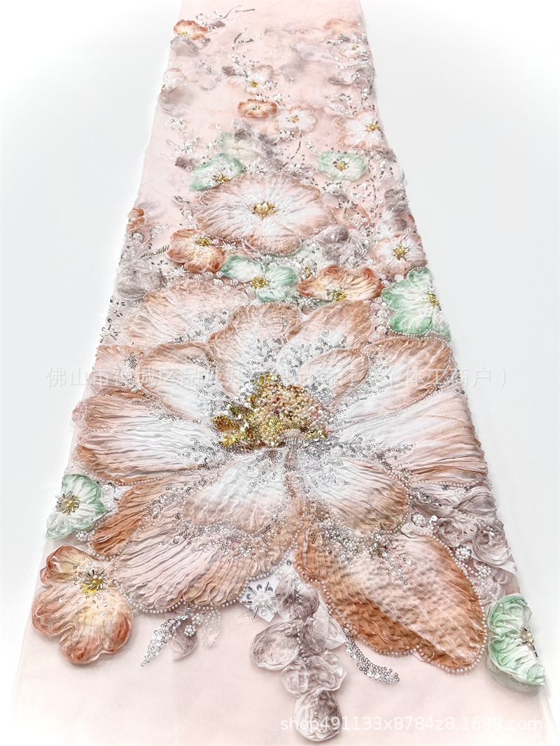 Fabricantes de nueva industria pesada Gaoding gran placa de flores con tela bordada al por mayor vestido de boda cena tela de ropa