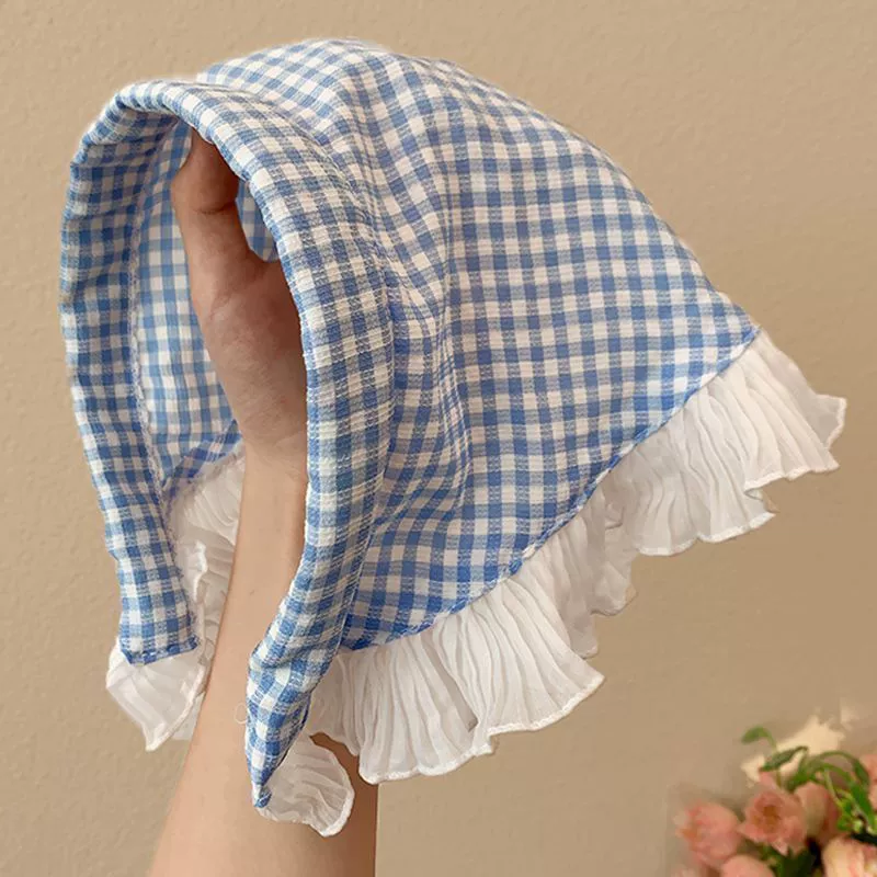Knitted retro scarf, high-quality vintage style — patterned headband & triangular kerchief