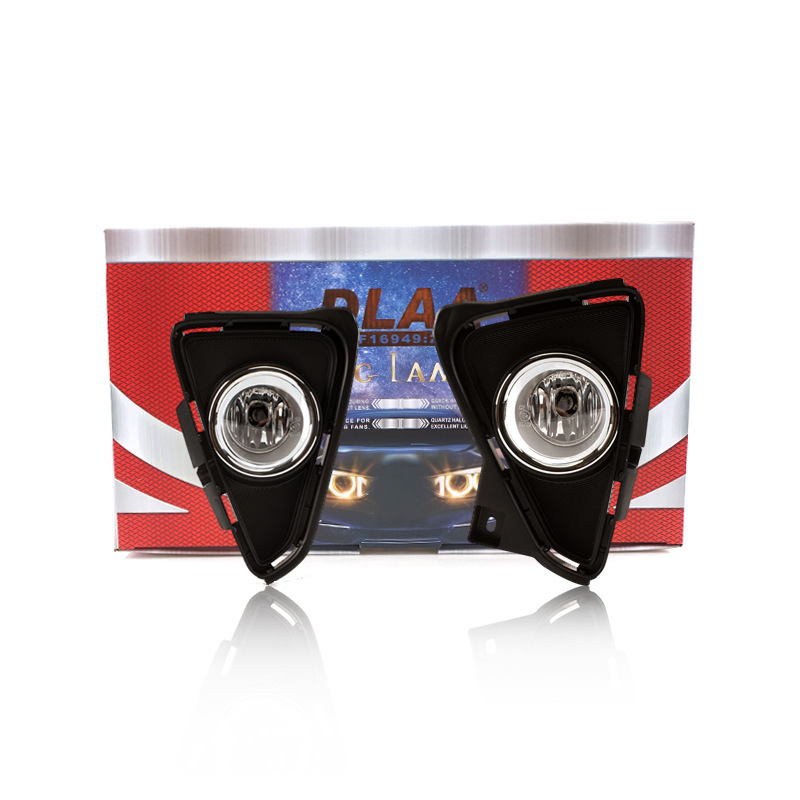 Aplicable a TOYOTA 16 / 17 / 18 nuevo modelo RAV4 Rongfang conjunto de lámpara de niebla delantera lámpara de niebla diurna lámpara de barra de luz