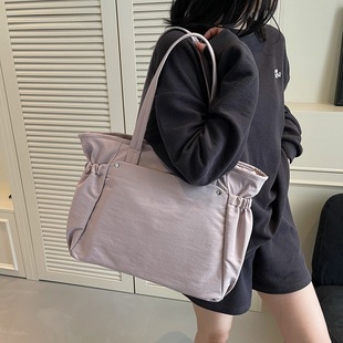 �¿���ֵ��ɫ��������ذ�Ůʿ���e���s�p��ͨ�ڴ�����б���