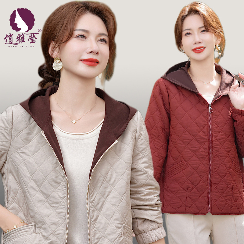 Mother's autumn and spring short hooded jacket 2026 new autumn casual age-reducing jacket for middle-aged and elderly women Mother's autumn and spring short hooded jacket 2026 new autumn casual age-reducing jacket for middle-aged and elderly women