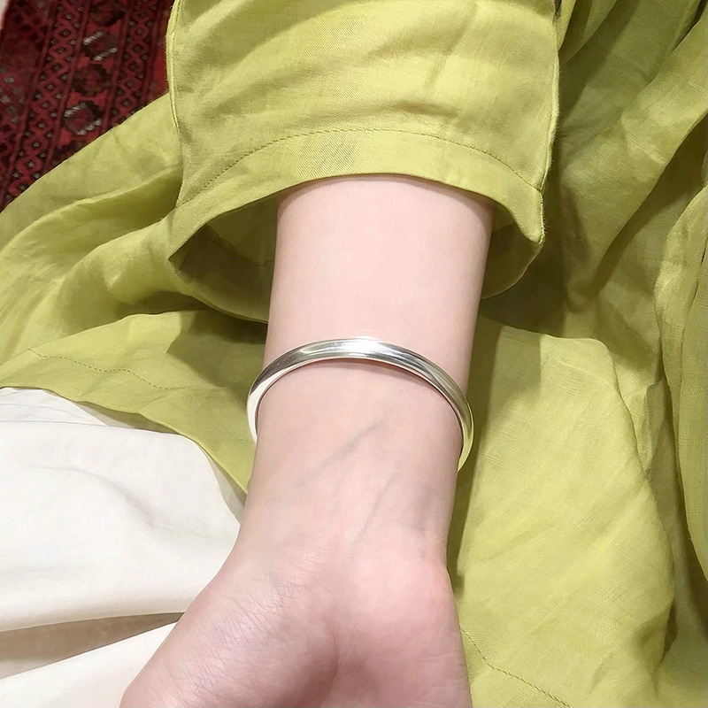 Brazalete de espalda lisa de loach para mujeres s999 pie brazalete de plata esterlina herencia de brazalete de plata cerrada apertura sólida anillo brillante