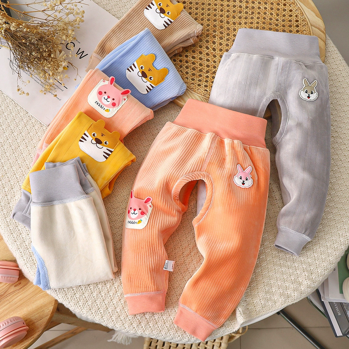 Детские и маленькие дети Теплые осенне-зимние брюки с высокой талией Брюки для новорожденных Мужские и женские Теплые детские штаны с флисовой подкладкой Партия кальсонов