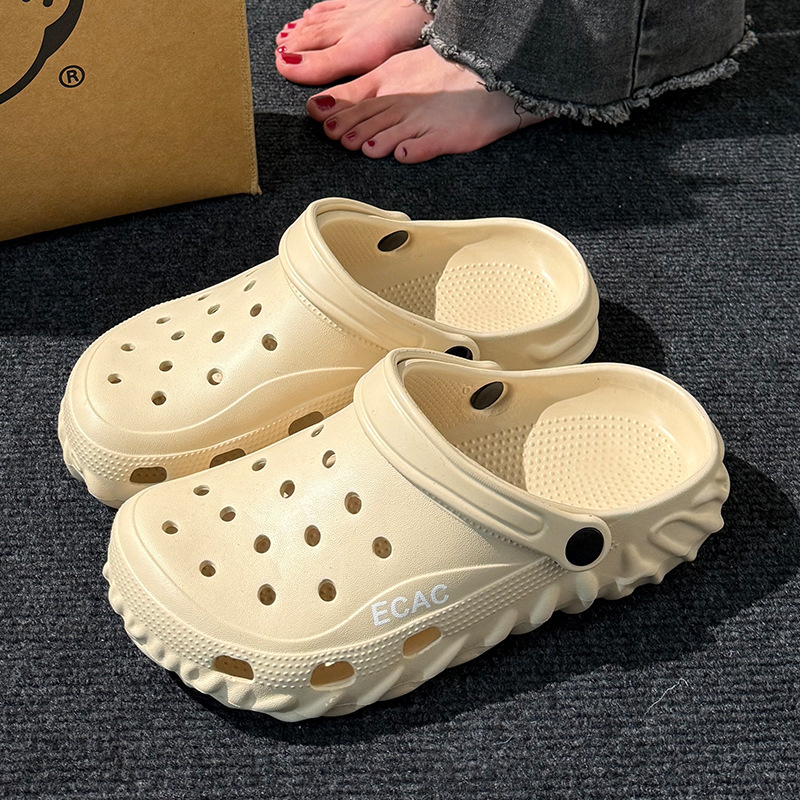 액세서리가 없는 카키색