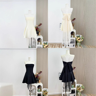 �OӋ�к����Yϵ���ഩ��һ�ּ�Ĩ��¶���B��ȹ
