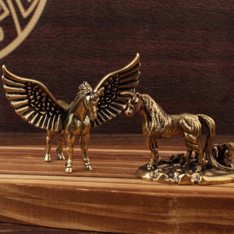 Cross-Border Popular Unicorn and Pegasus Small Ornaments, Creative Retro Crafts, Brass Spinning Pony Ornaments