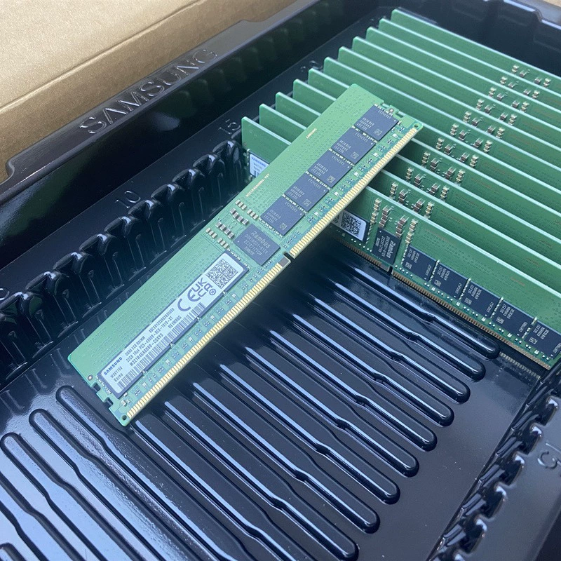 Память для серверов Samsung RDIMM DDR5 64 ГБ 4800, m321R8GA0BB0-CQK