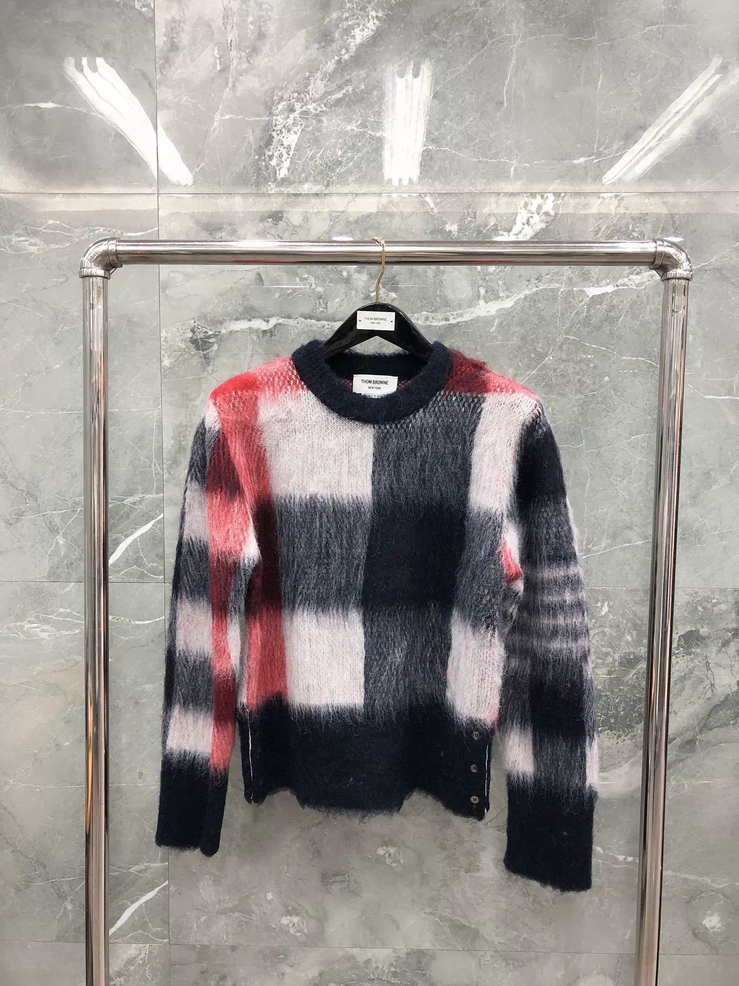 [Factory Store] Вязаный свитер из мохера мужской и женский трехцветный семена точечный жаккард four-bar круглый вырез