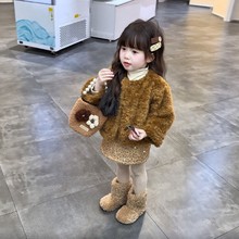 Ůͯ���b�n�涬��Ůͯ���Sɫëë�ӽq������Ƭ��������ȹ�ɼ���