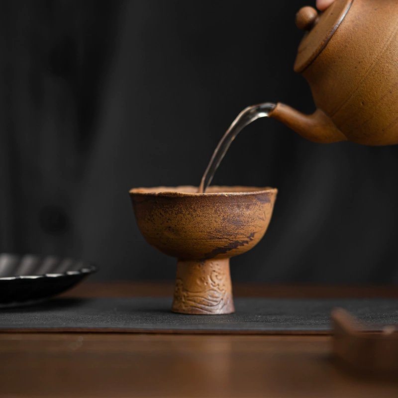 Sauce glaze rough pottery old rock mud Xiangyun Master Cup home use Kung Fu tea set tea cup high -footed cup single cup soaked tea cup