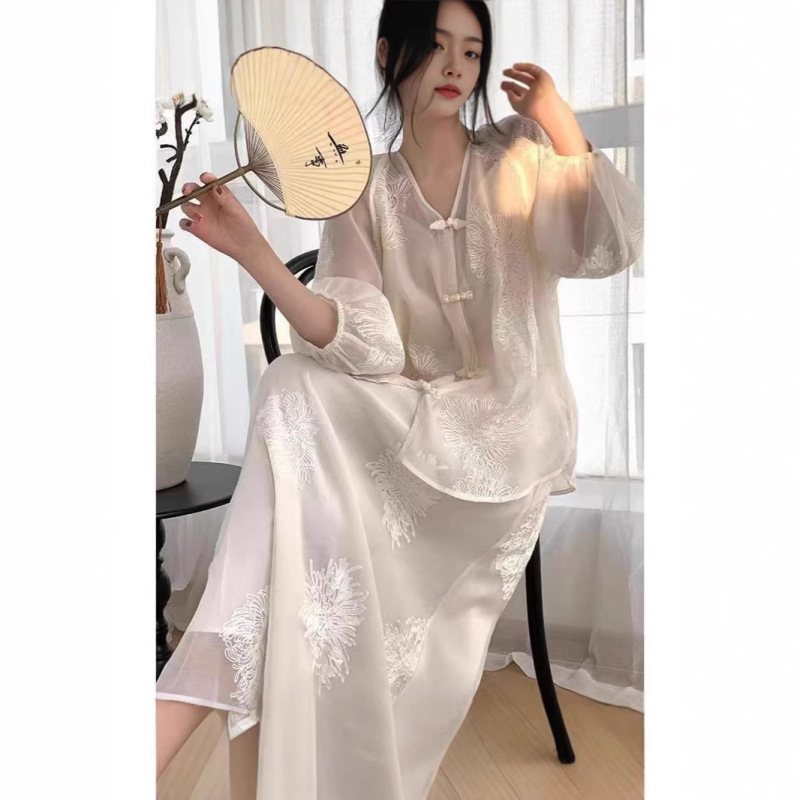 New Chinese Sling dress Women's Summer 2025 New High-end National Style Embroidered Buckle Two-piece Dress