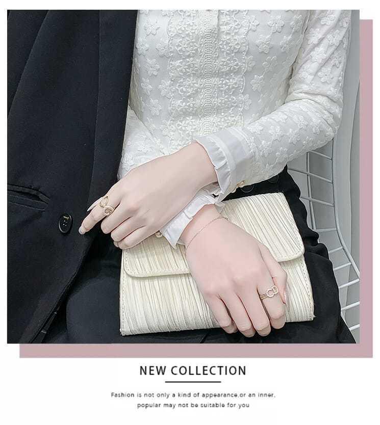 A high-end lace base layer shirt with added fleece and thickening for women in 2022, a stylish long-sleeved, warm and versatile top pic 9