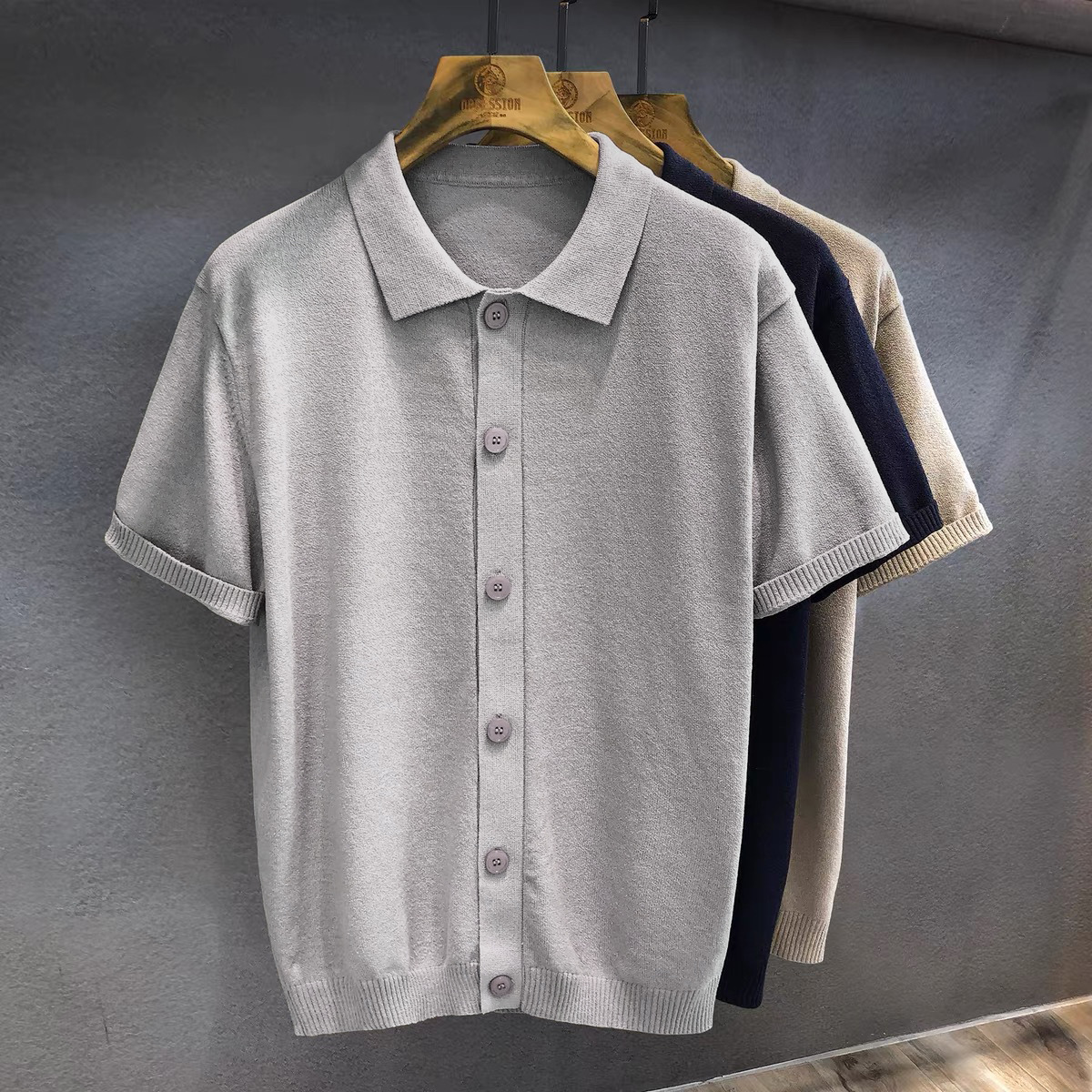 Cárdigan de punto de tipo duro europeo y americano, hombre musculoso, chaqueta delgada de manga corta, camiseta de solapa, camisa Paul de seda de hielo, marea