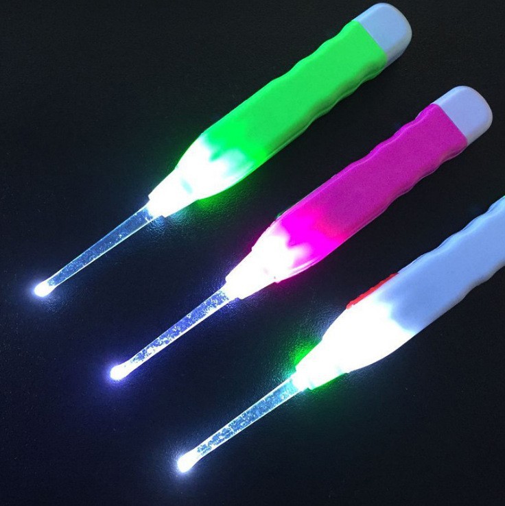 Glowing cartoon children's ear picking