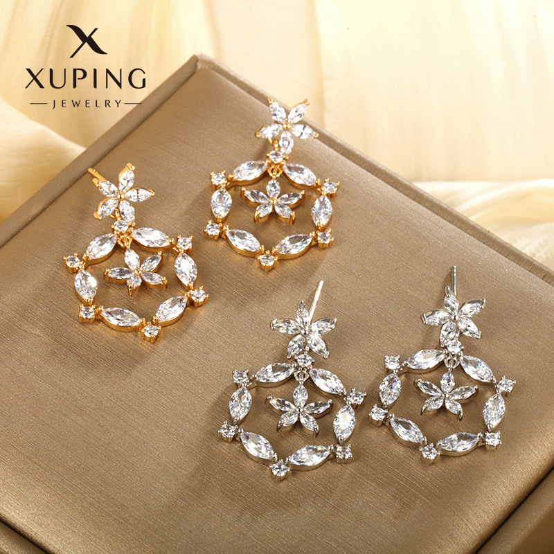 Xuping joyería WeChat aretes de zirconio coreano de alta calidad lujoso ligero pendientes largos de moda flor geométrica pendientes para mujeres
