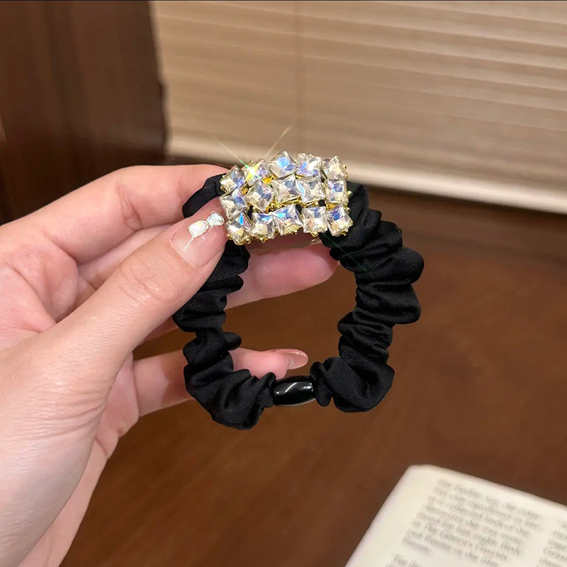 Elástico de cabelo sofisticado e simples com strass para mulheres, ideal para primavera/verão. Perfeito para rabos de cavalo e coques elegantes. Super elástico e delicado._voghion.com