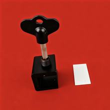 ��ɫ�ο׶�λ���S�ҹ��� �T��ƽ��������䓴����i�� ��λ�����i