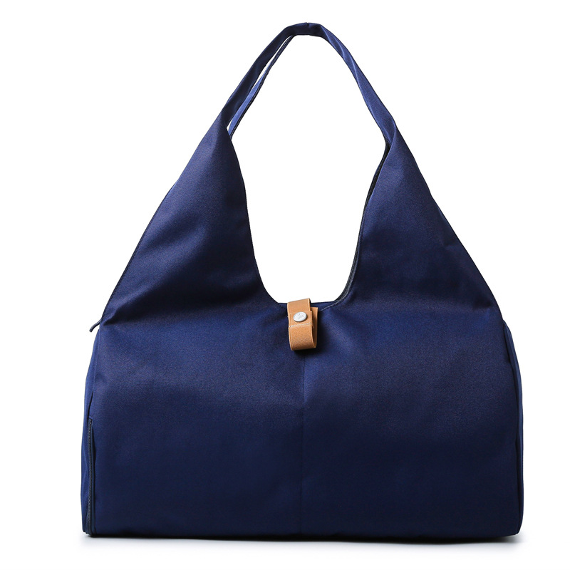 capacious foldable one-shoulder bag for training for gym