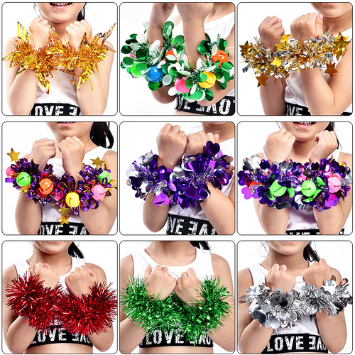 Dance performance with wrist flowers and sparkling cheerleading at kindergarten children's Dragon Boat Festival, bell-shaped hand flowers, June 1st sports meet wristbands