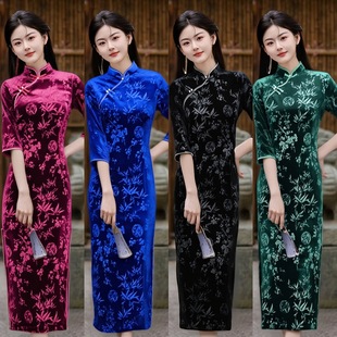 �߷����������p����|�߶˼�ɫ�͹������ճ��@�ݏ����z�q��aŮ