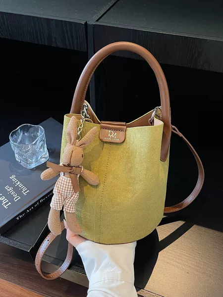 Cross-Border Matte Bucket Bag for Women 2026 New Fashion Commuter Handbag Retro Suede Shoulder Crossbody Bag