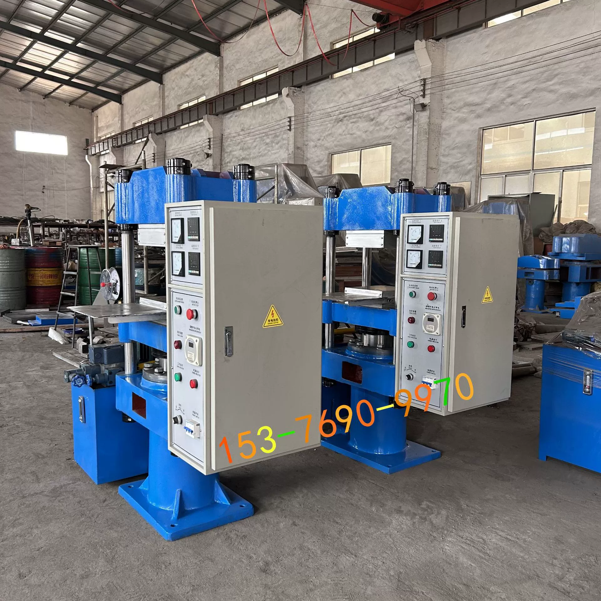 Резиновая машина для впрыска клея Производитель резиновая плоский вулканизатор автоматическая машина для формования резины физический завод