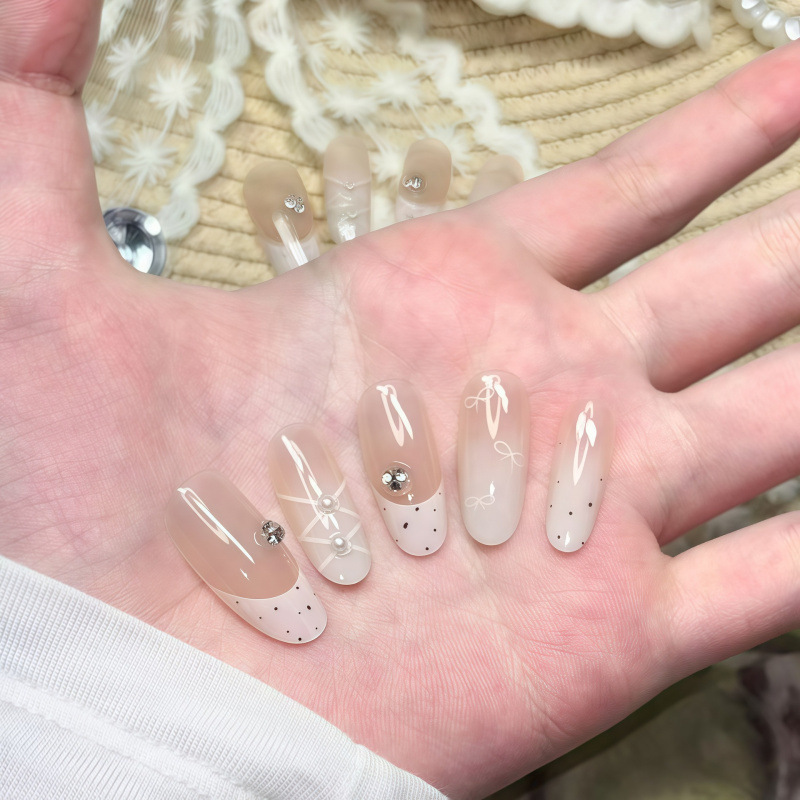 Cheese milk foam!~ Leopard print, elegant French-style nail art, new nail stickers, bow design, nude color Cheese milk foam!~ Leopard print, elegant French-style nail art, new nail stickers, bow design, nude color