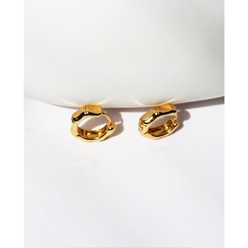 Fashionable copper bamboo earrings
