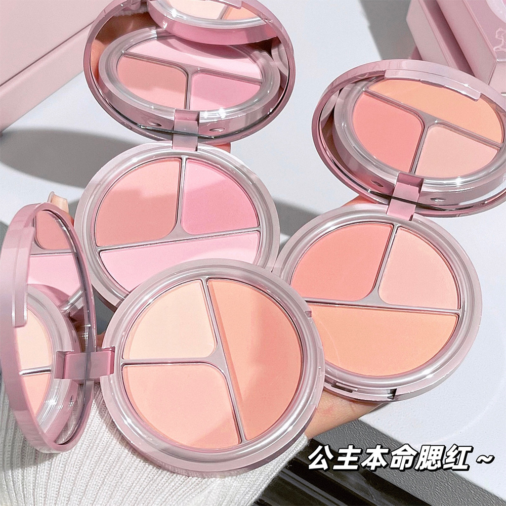 Art Value's new Bear Knight Three-color Blush plate, Rouge Plate, Makeup, Contouring and Highlighter all-in-one plate for export Item Picture
