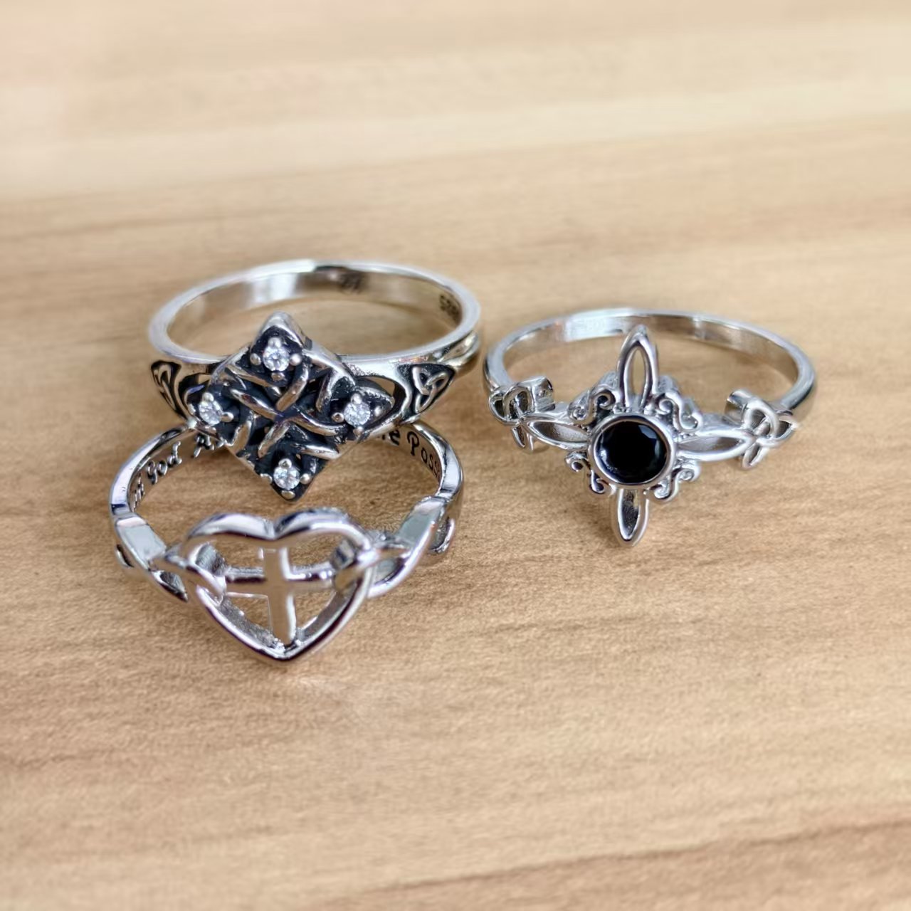 Cross-Border Foreign Trade Retro Cross Love Ring Women's Niche Design Open Adjustable Ring Cold Style