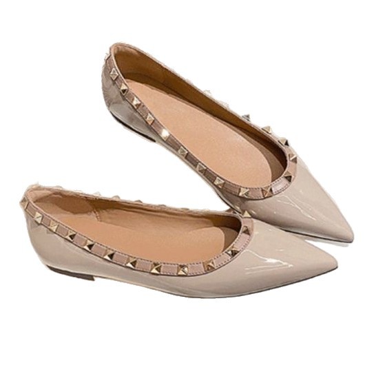 2026 nuevos zapatos de remaches de punta zapatos de cuero simple zapatos de mujer con suela plana y poco profunda zapatos de barco suave zapatos de mujer con tacones planos