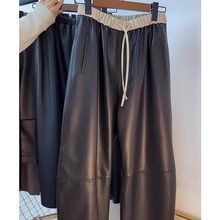 黑色加绒皮裤女2025新款秋冬季今年流行直筒窄版阔腿裤显瘦香蕉裤