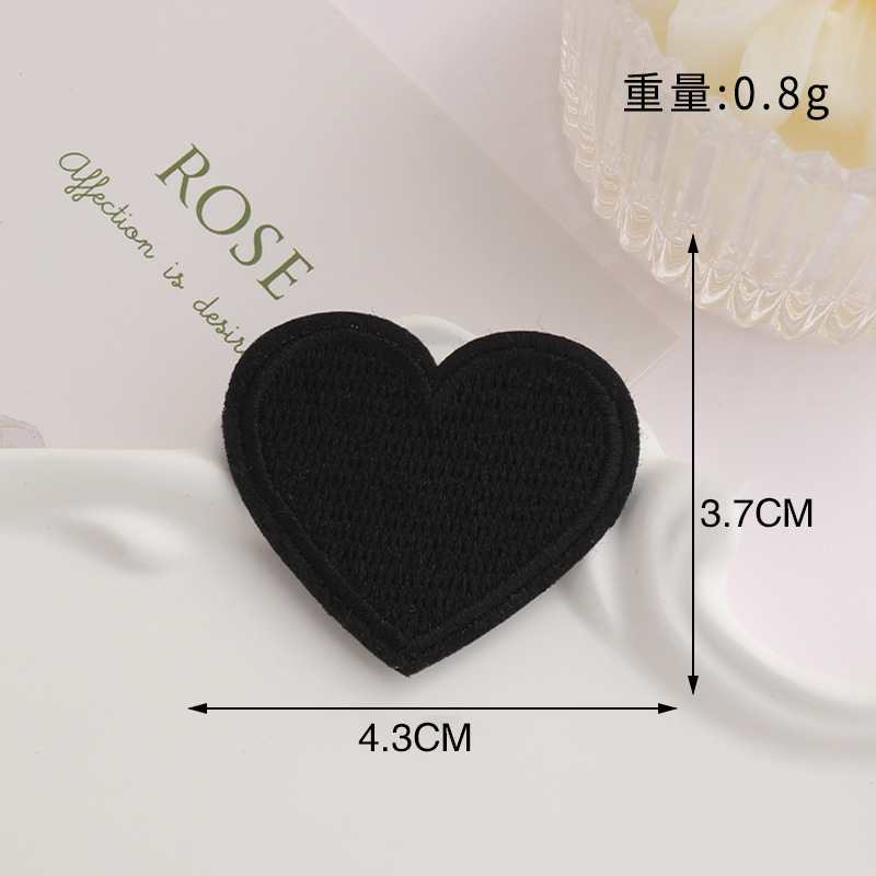 漫画の愛の刺繍布ステッカー靴と衣類のパッチステッカー装飾修理刺繍パッチハート型自己粘着織ラベル布ステッカー|undefined