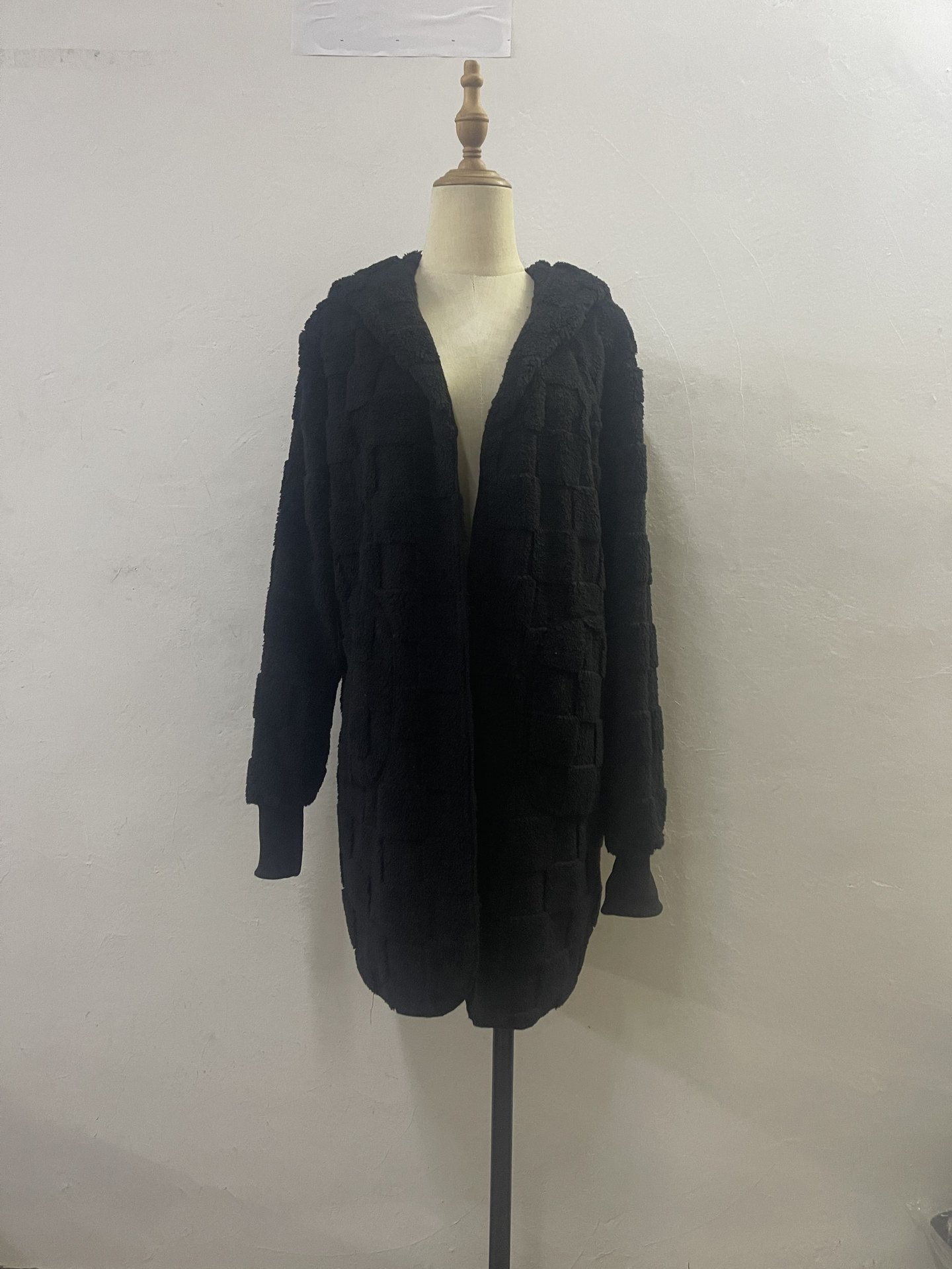 25F25B0F79033A046B9E422403C89D